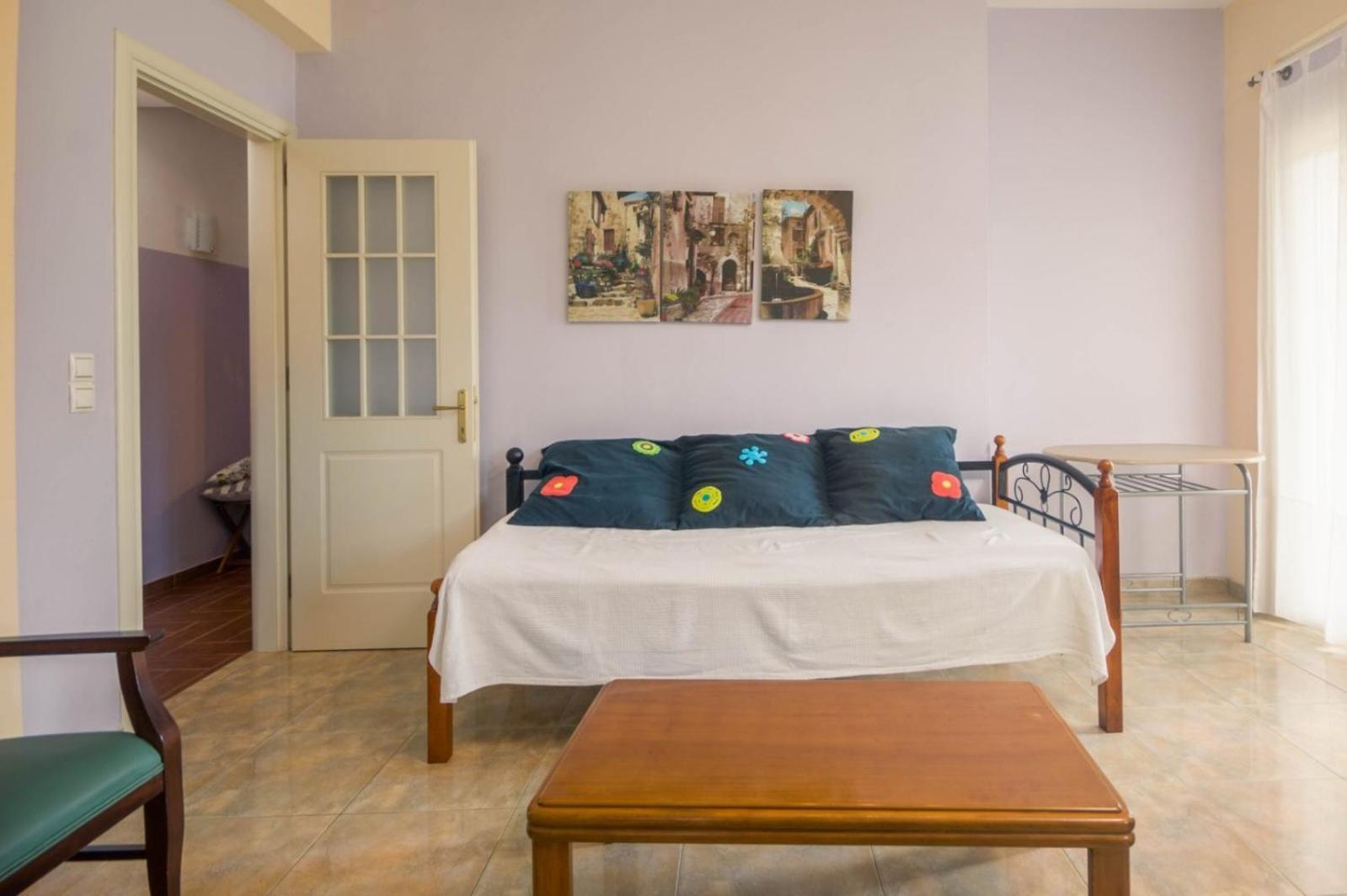 Scorpios Apartments Дассия Экстерьер фото